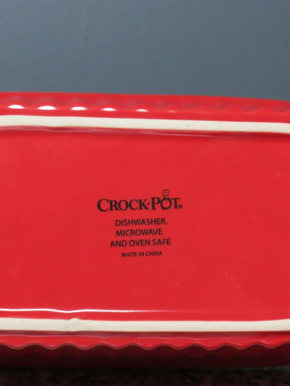 New Crock-Pot Red 2pc. Denhoff Non-Stick Stoneware Casserole Dish With Lid